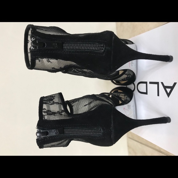 Chinese Laundry strappy lace high heels - Picture 5 of 6